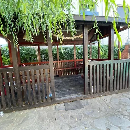 Pescarus Homestay Schitu