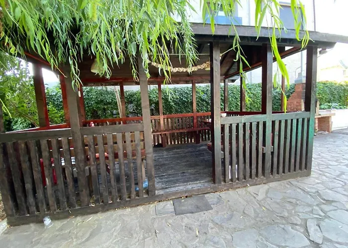Pescarus Homestay Schitu
